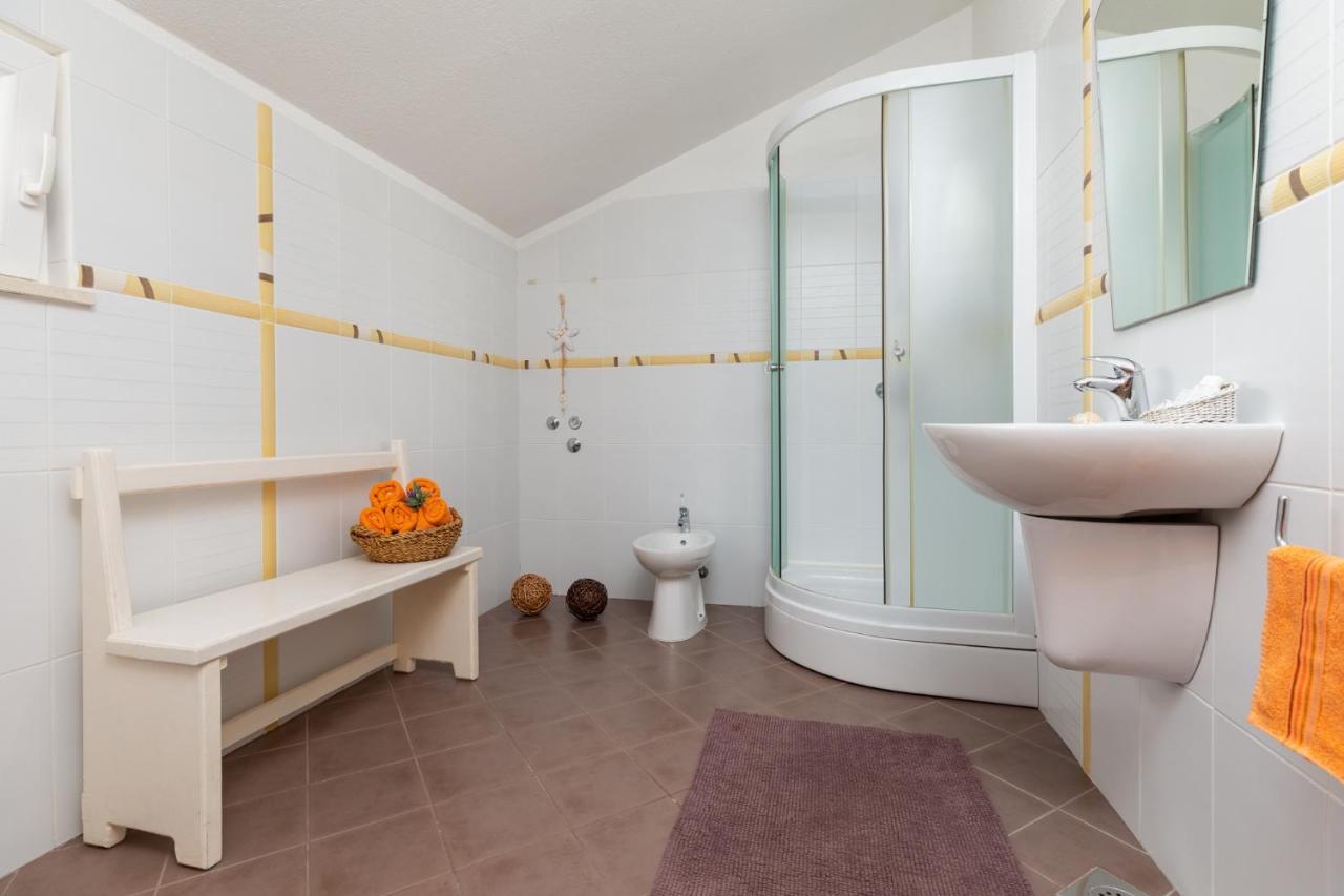 Apartments Paloc - Orange Бол Экстерьер фото